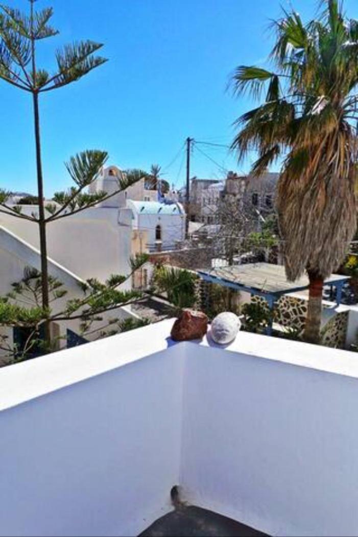 On An Island Suites & Apartments - Fira Exterior photo