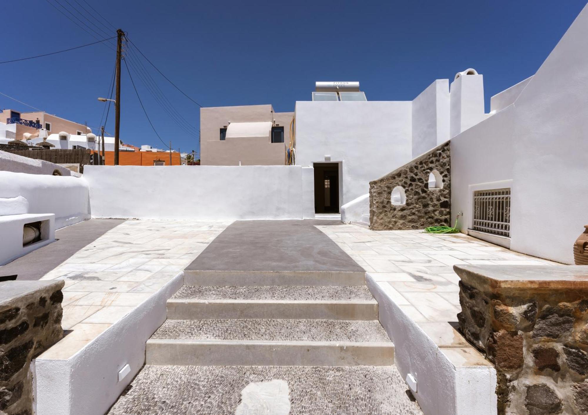 On An Island Suites & Apartments - Fira Exterior photo